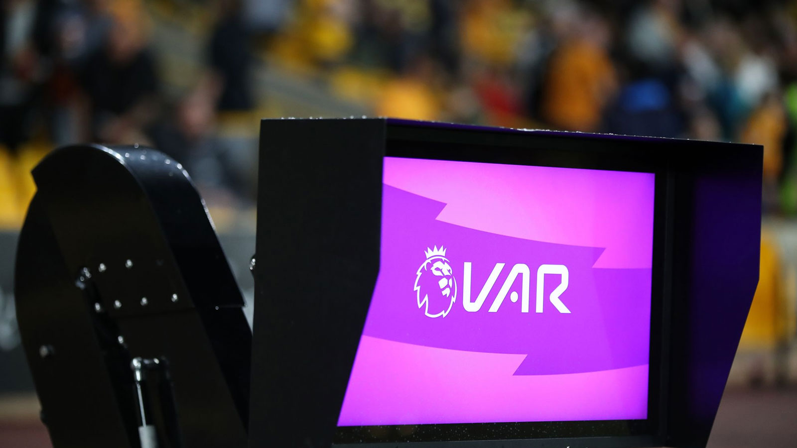 HLV Premier League đề xuất ý kiến giúp VAR được việc hơn