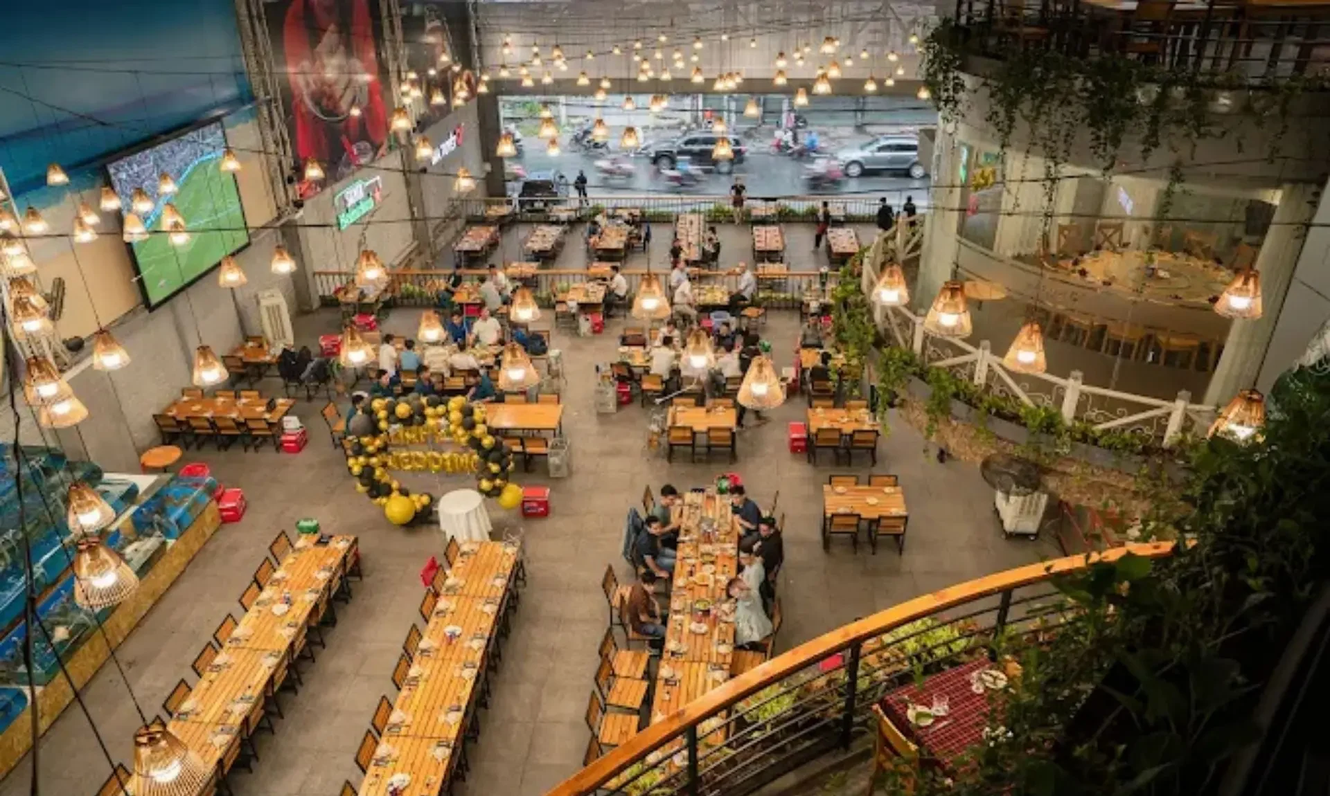 Bia Tuyết Q9 - Chi nhánh Ung Văn Khiêm