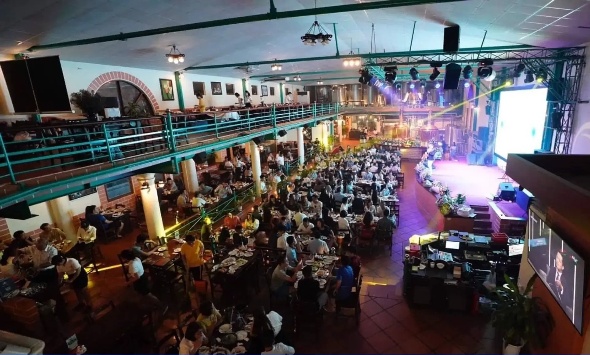 Legend Beer Vũ Ngọc Phan