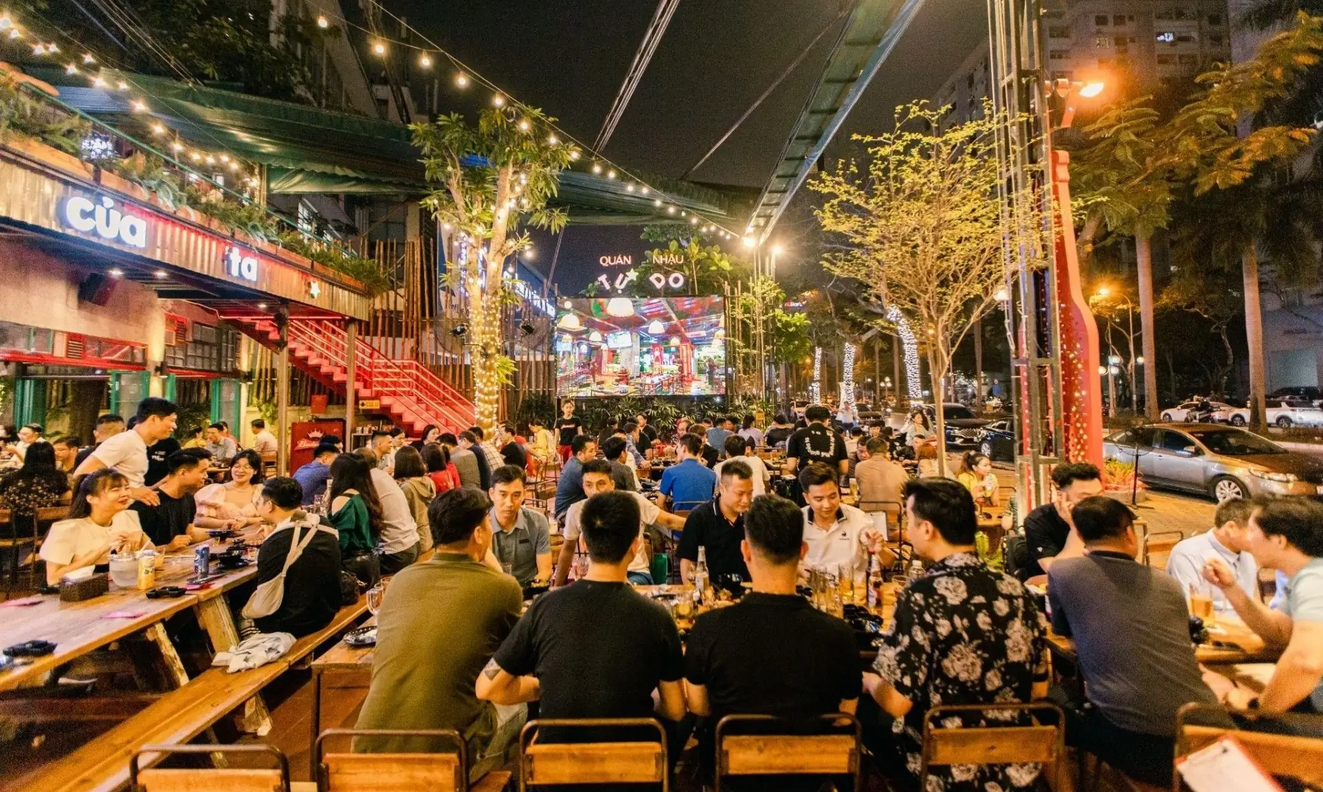 Chuỗi Quán Nhậu Tự Do là cái tên "hot" nhất hiện nay đối với giới trẻ Hà Nội