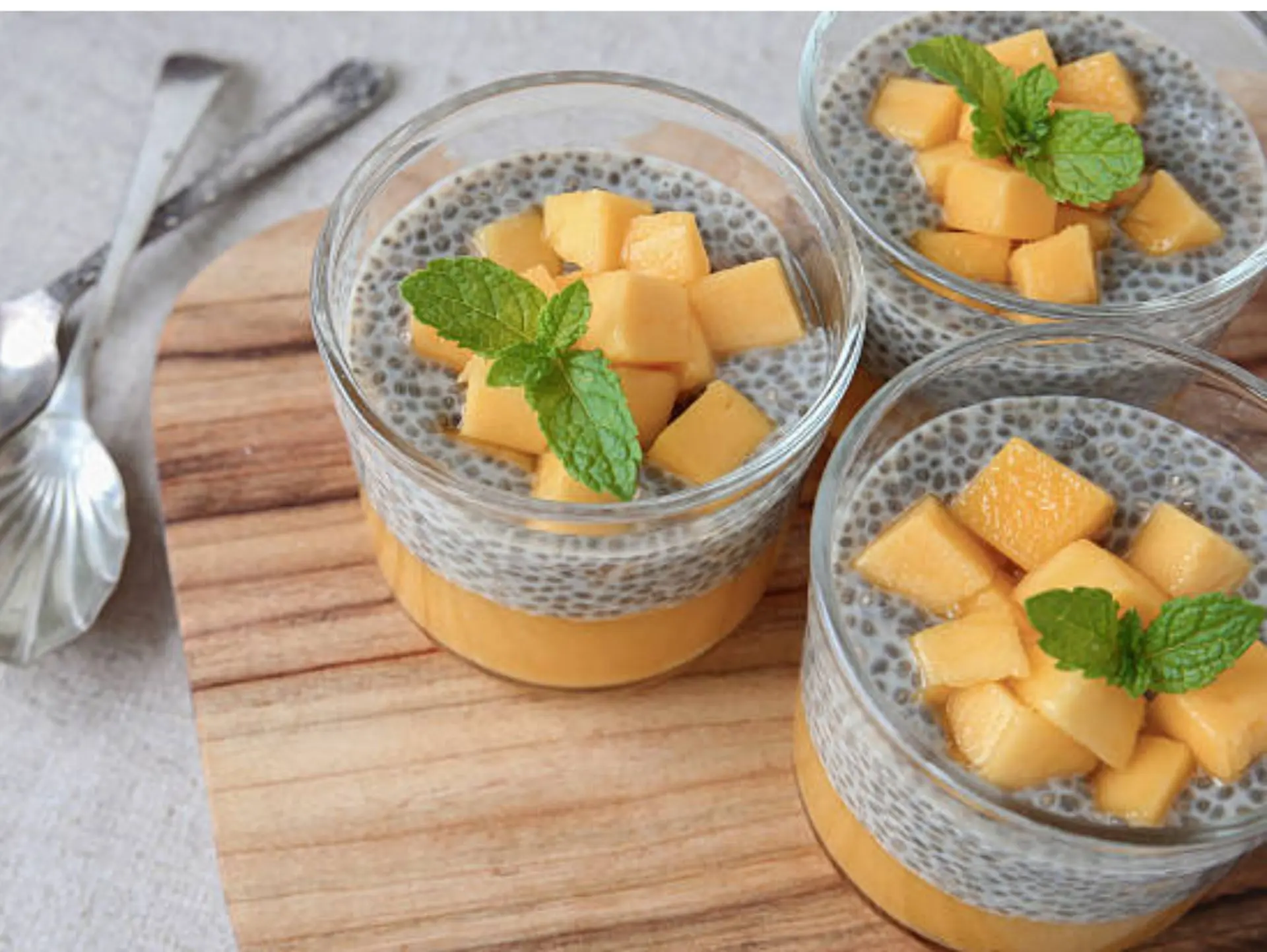 20 món ăn đêm xem World Cup không gây béo bụng hoặc nổi mụn 16 Hạt Chia pudding (Ngâm trước)