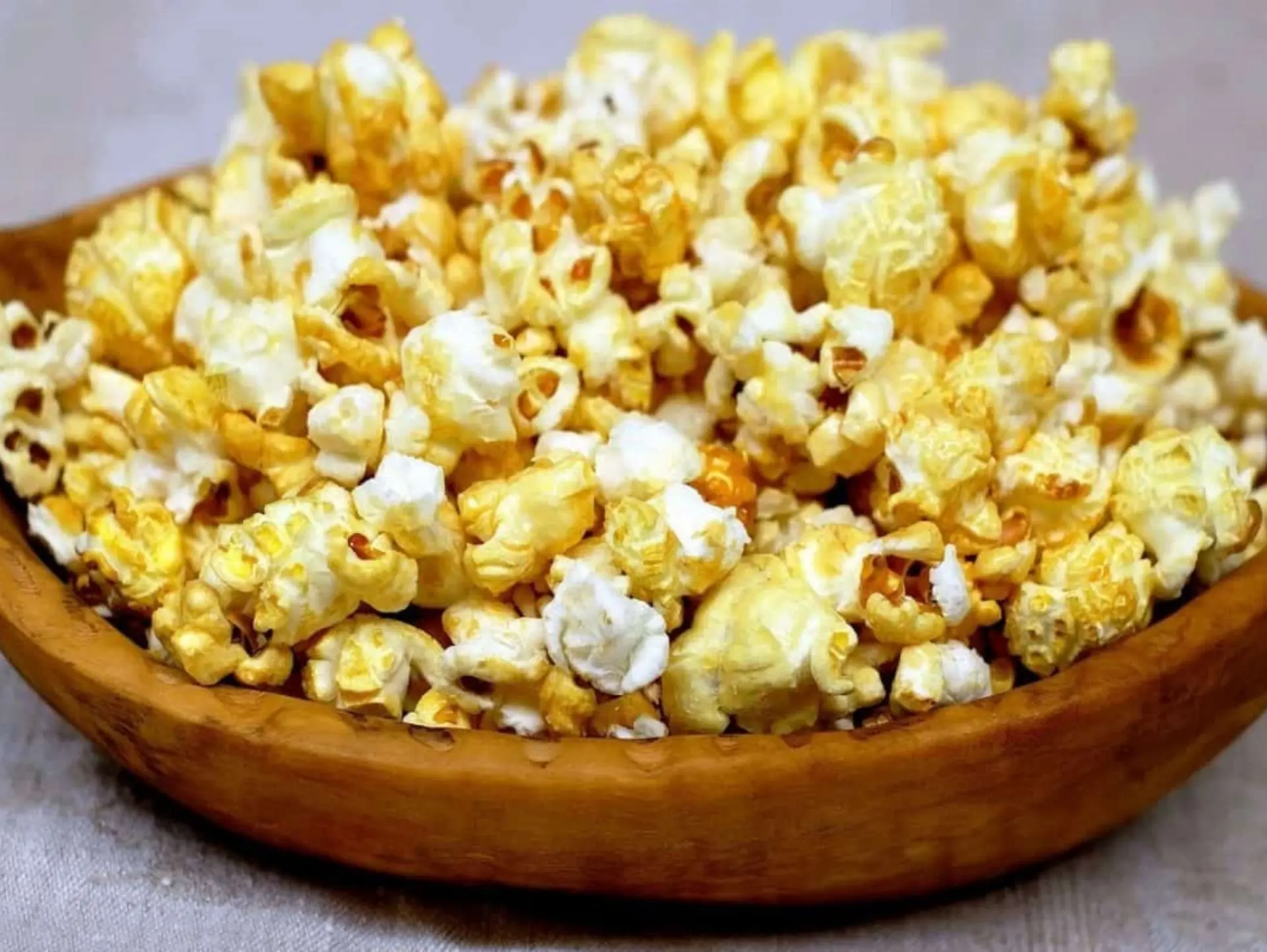 20 món ăn đêm xem World Cup không gây béo bụng hoặc nổi mụn 2 Bỏng ngô tự nổ