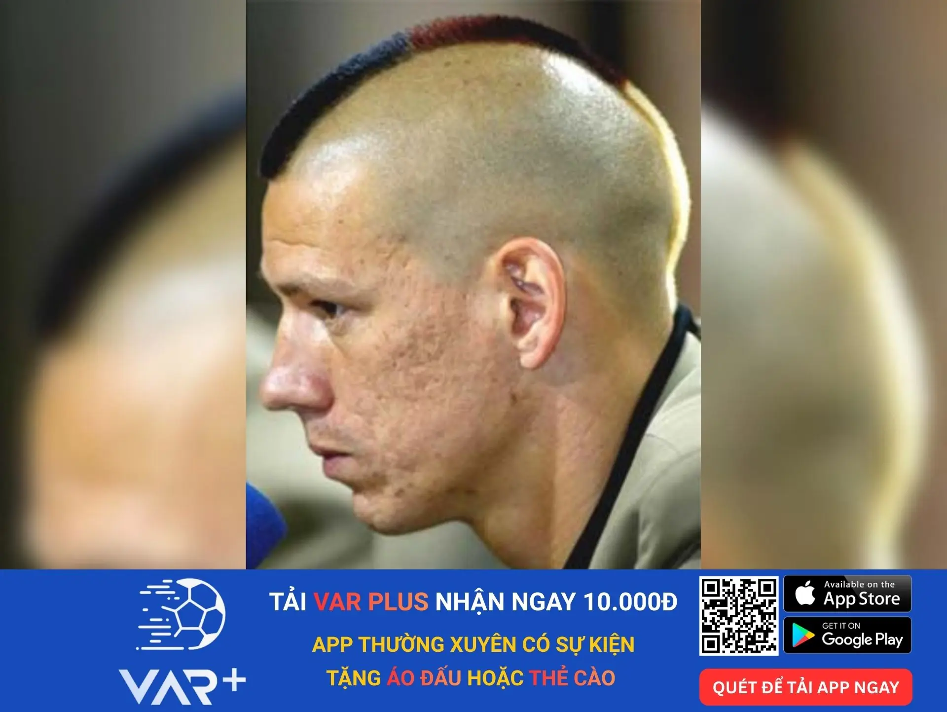 20 kiểu tóc độc lạ, dị nhất trong lịch sử các kỳ World Cup 13 Christian Ziege (Đức) – Cờ Tổ quốc (2002)