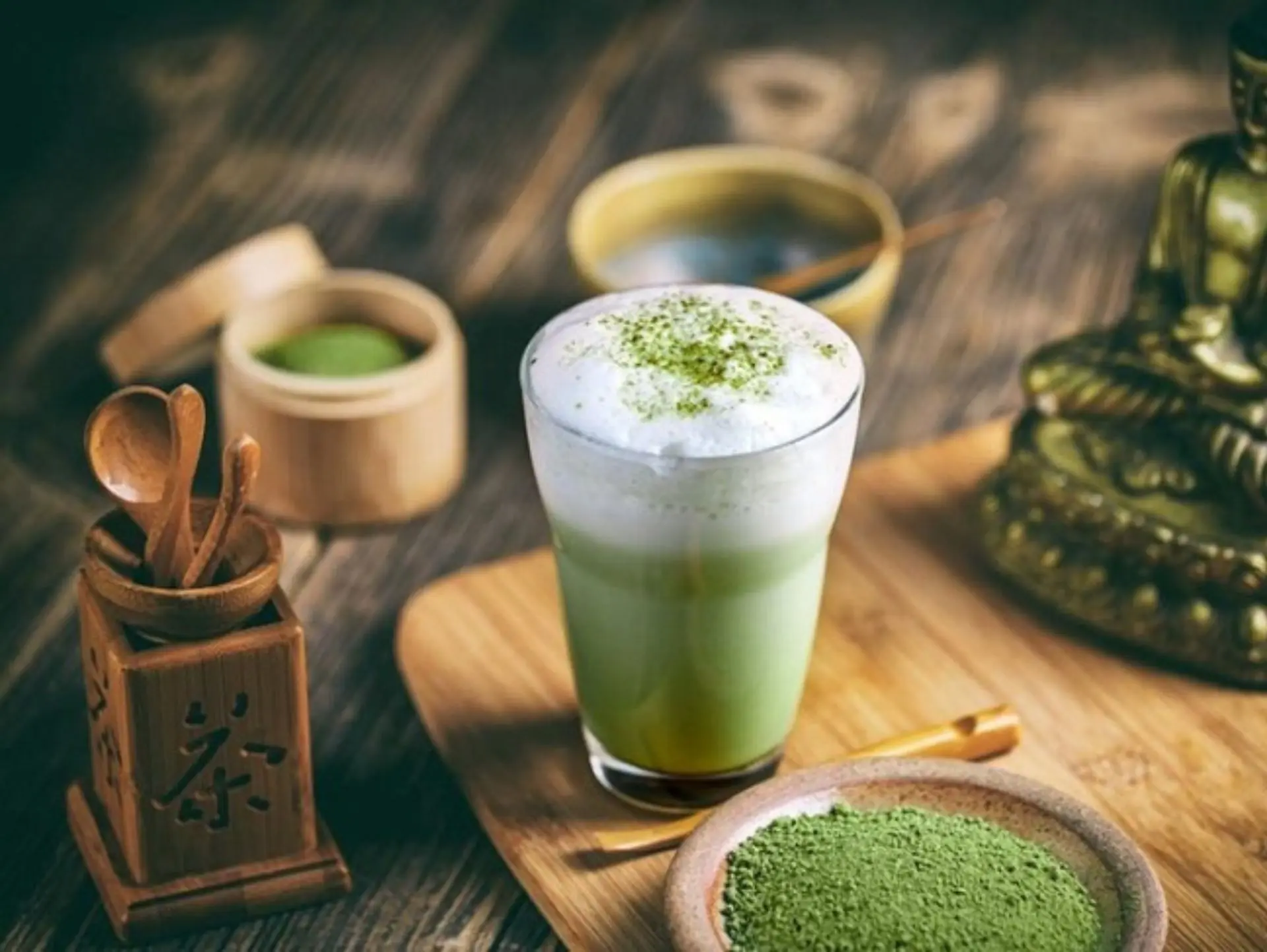 Matcha Latte (Trà xanh Nhật Bản nghiền mịn)