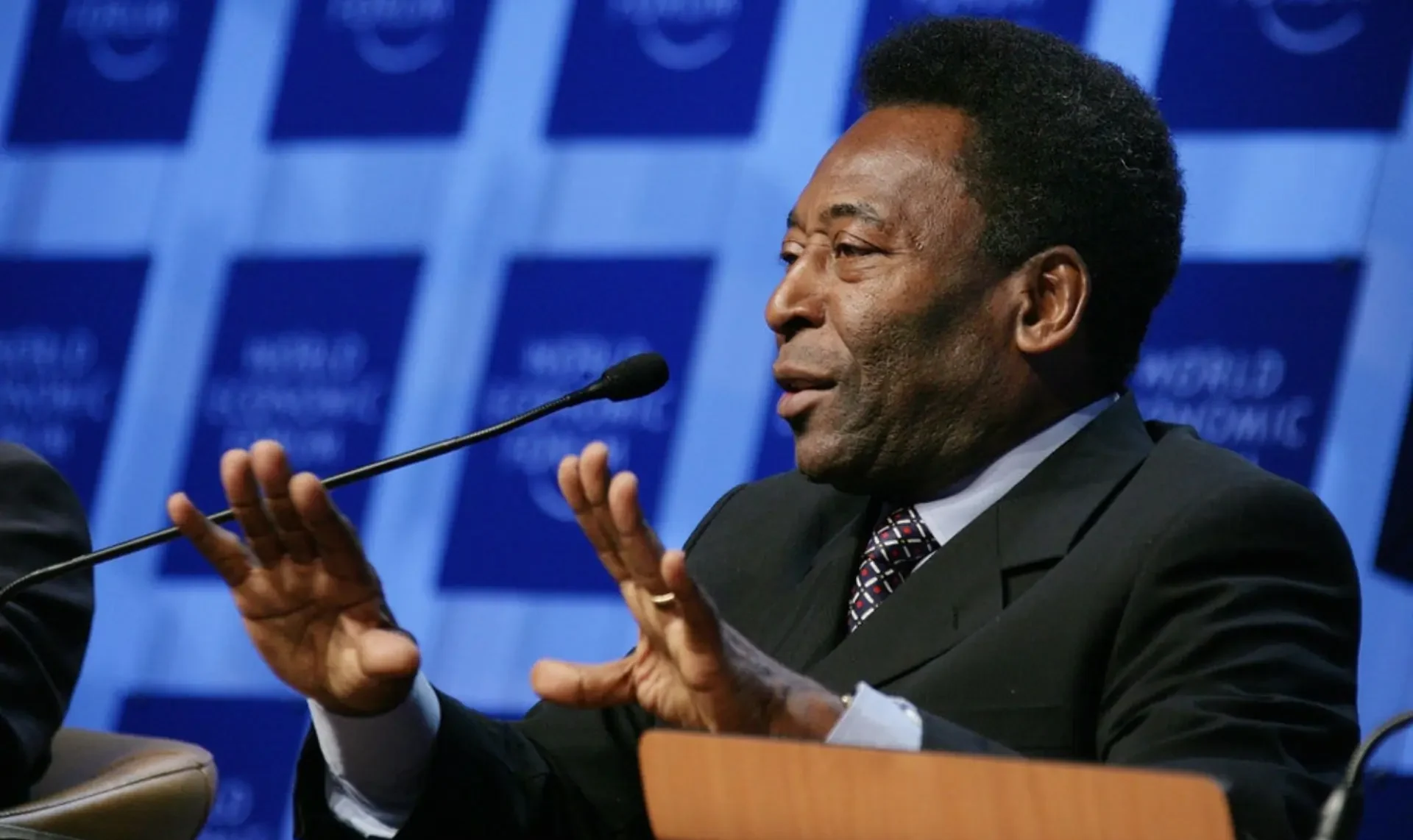 Những dự đoán nhà vô địch của Pele thường có kết quả không đúng