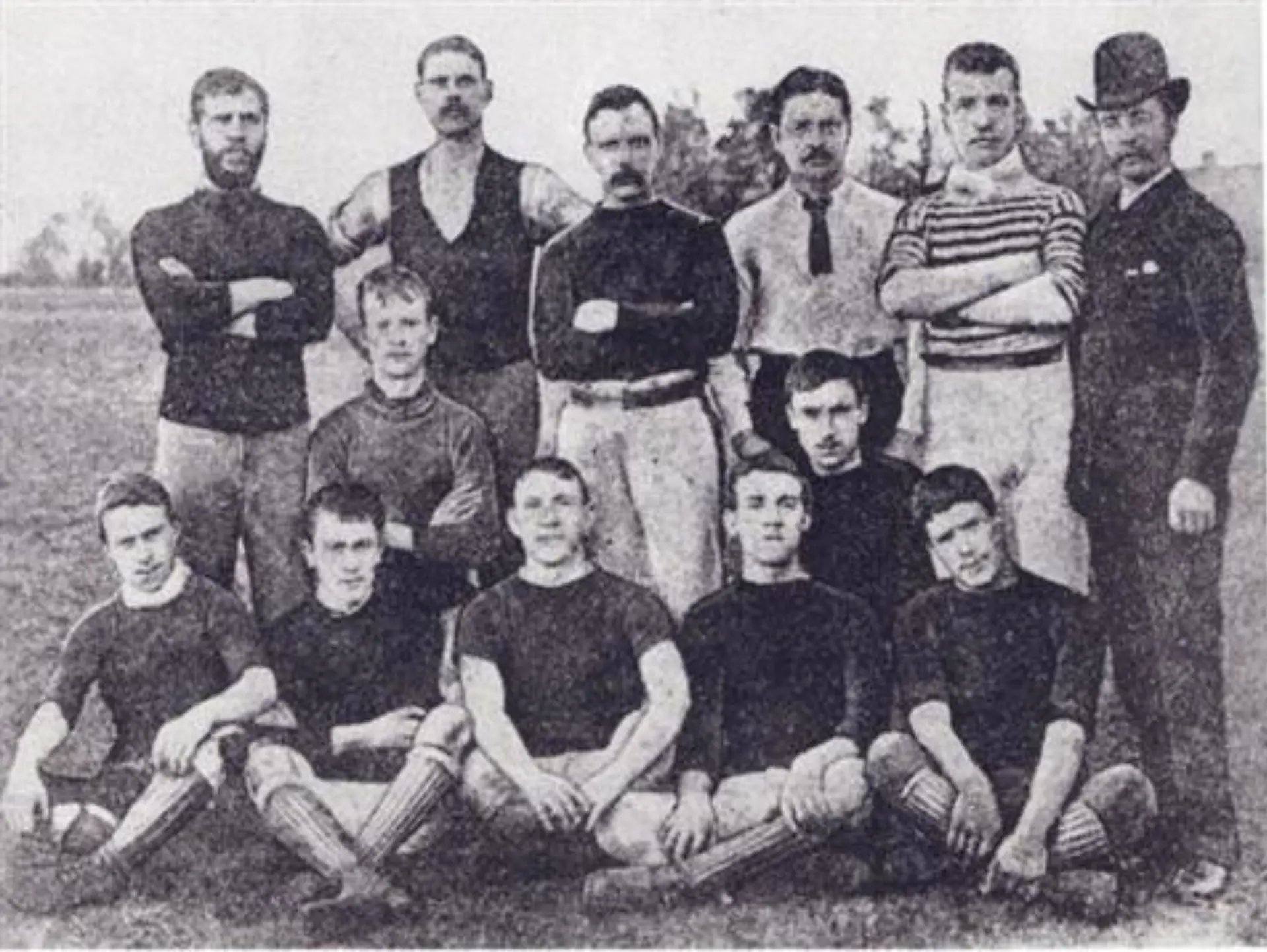 tiền thân của câu lạc bộ bóng đá Coventry City là Singers FC 