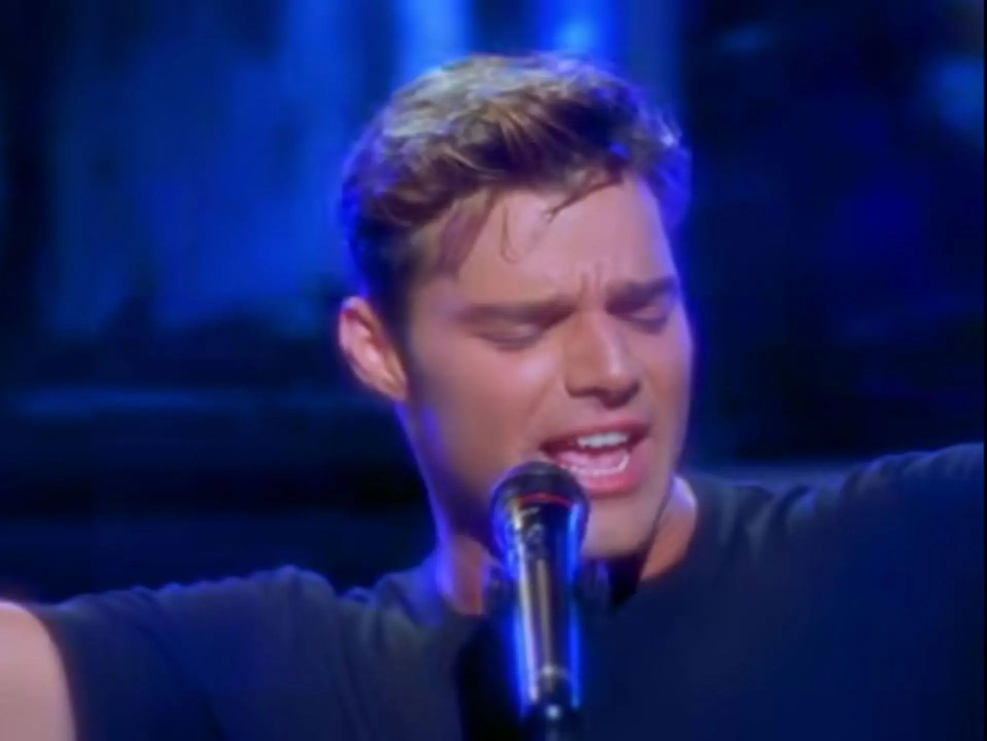 France 98 World Cup: Những bí ẩn, siêu phẩm và những sự thay đổi kinh điển 2 Bản hit The Cup of Life