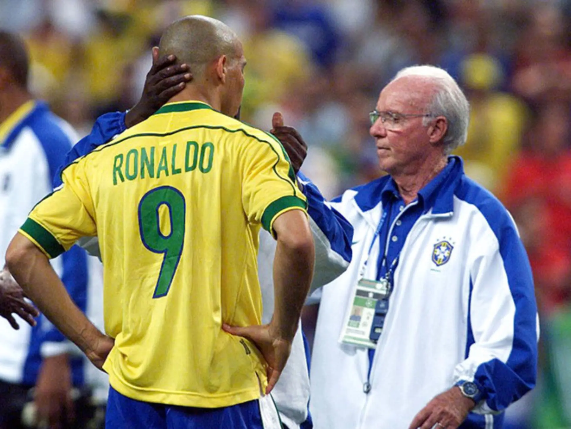 France 98 World Cup: Những bí ẩn, siêu phẩm và những sự thay đổi kinh điển 3 Bí ẩn về cơn co giật của "Người ngoài hành tinh" Ronaldo