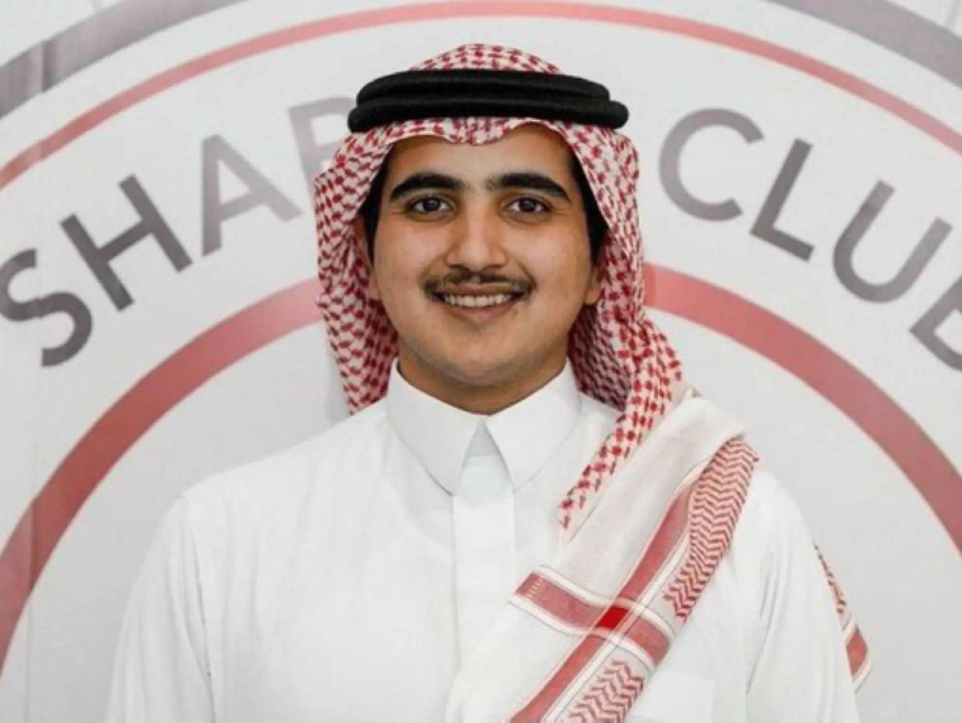 Câu lạc bộ bóng đá Al Shabab: "Sư tử trắng" kiêu hãnh 2 Chủ tịch của câu lạc bộ: Ông Mohammed Al-Munajjem.