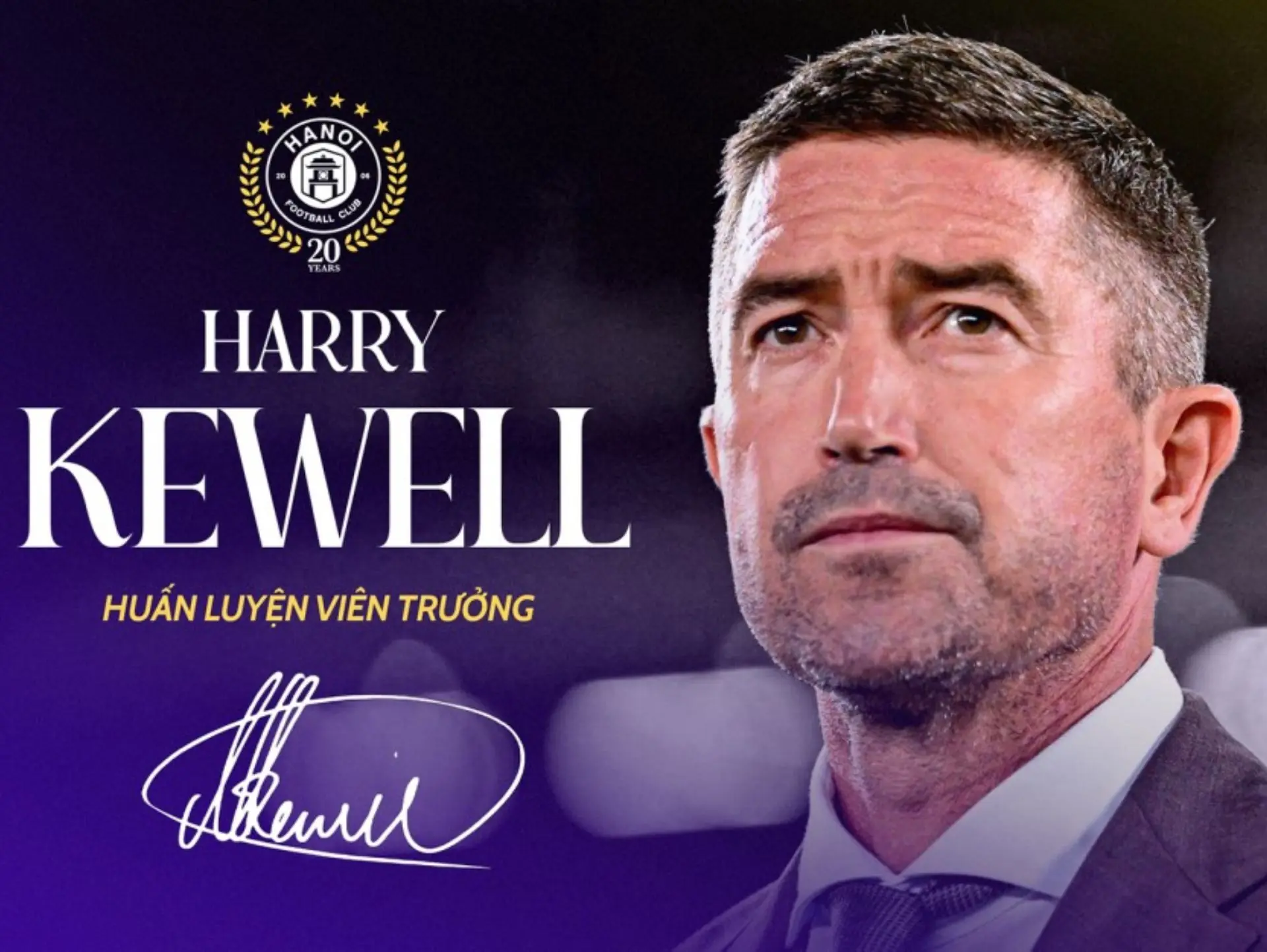 Câu lạc bộ bóng đá Hà Nội: mô hình chuyên nghiệp mang đậm bản sắc thủ đô 3 Huấn luyện viên hiện tại của câu lạc bộ bóng đá Hà Nội là ông Harry Kewell