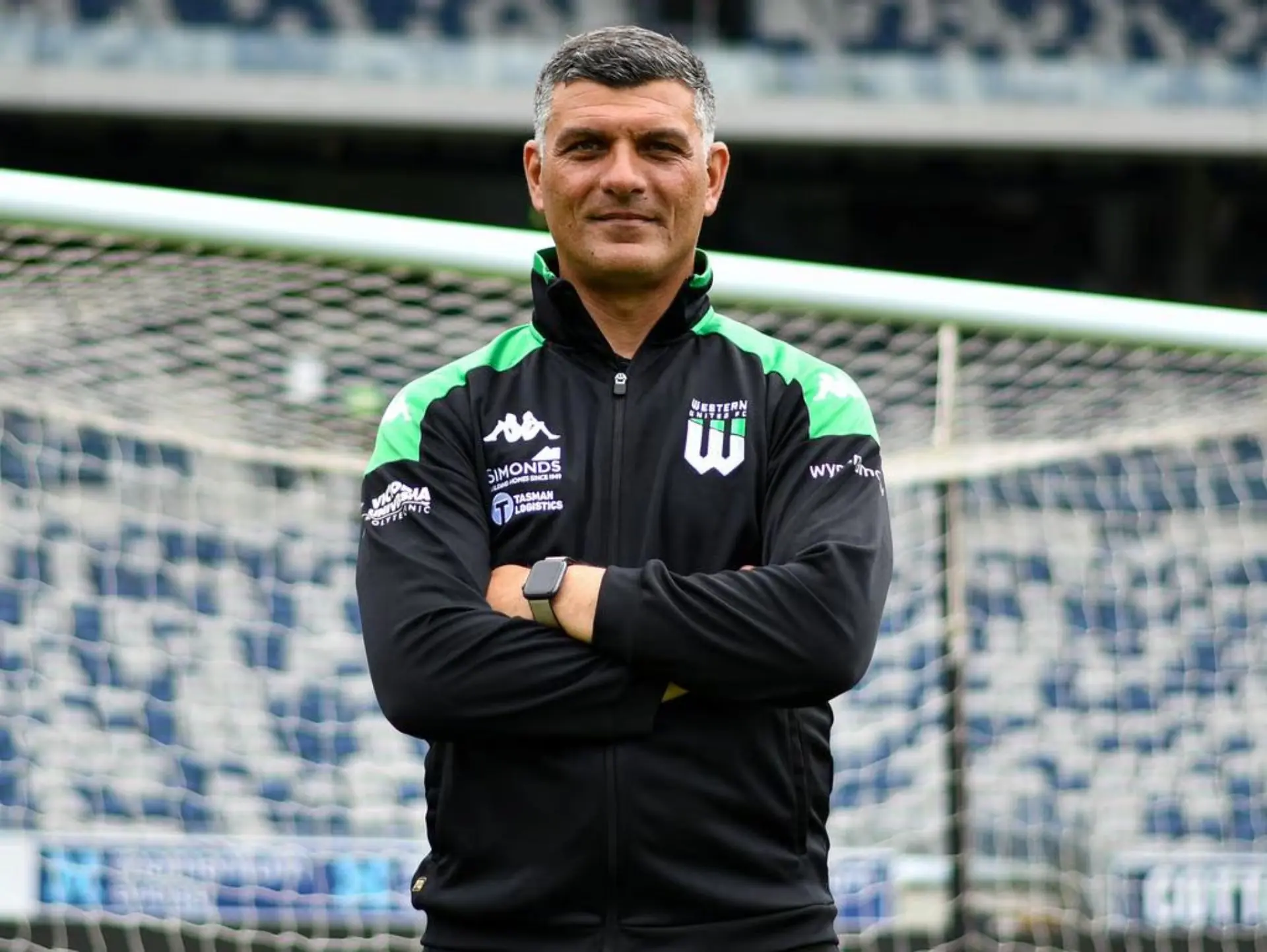 Huấn luyện viên hiện tại của câu lạc bộ Western United - ông John Aloisi 