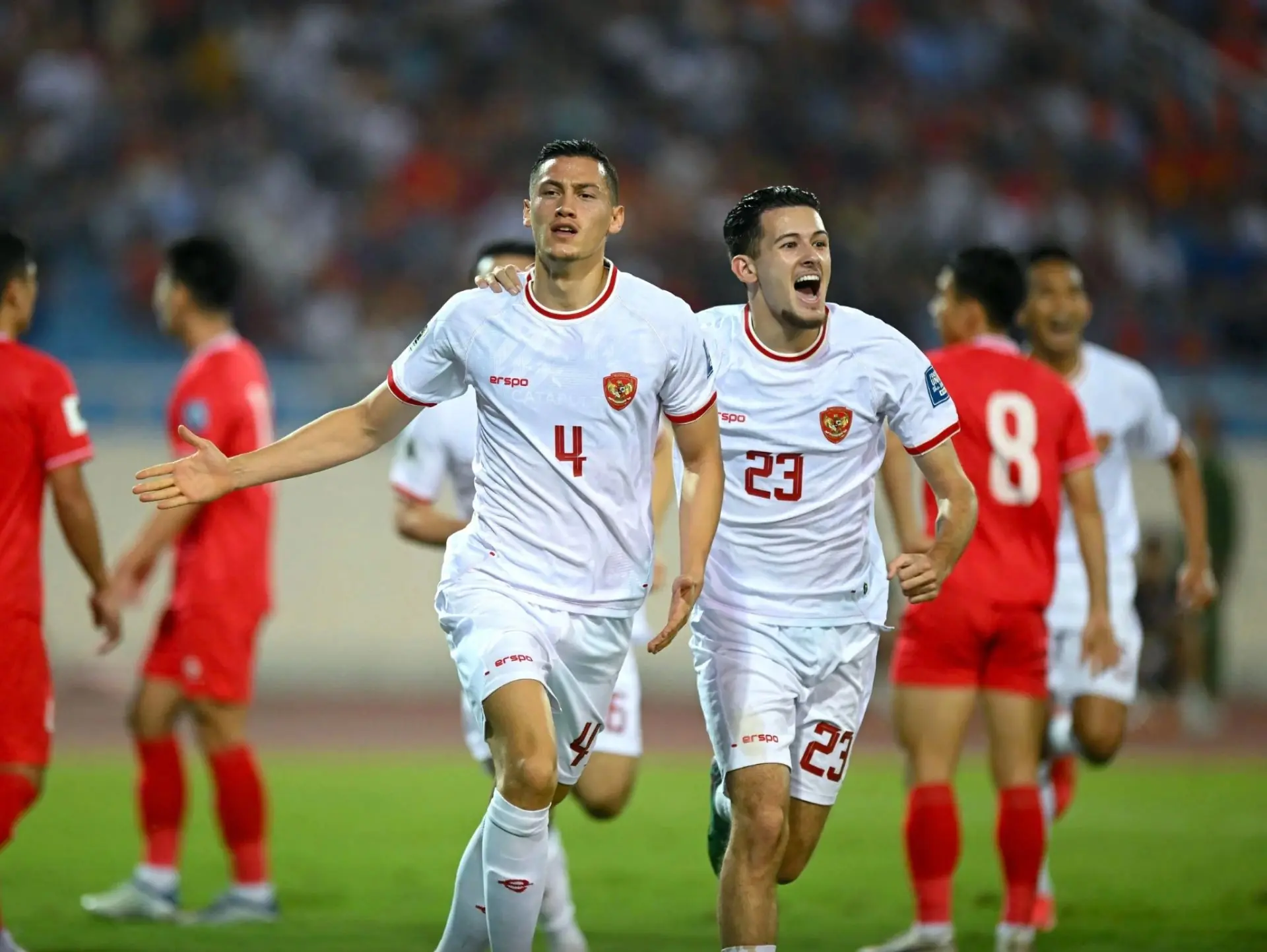 Indonesia đang tăng sức mạnh cho đội tuyển quốc gia bằng cách nhập tịch cầu thủ