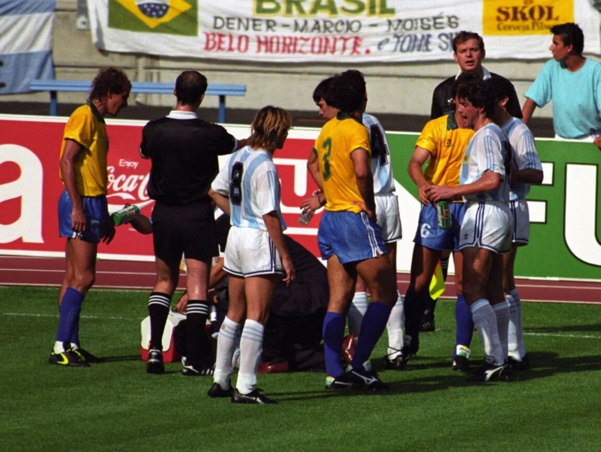 World cup 1990 và "Scandal Nước Thánh" của Argentina 2 Những triệu chứng kỳ lạ của Branco sau khi uống chai nước từ phía Arghentina đưa cho
