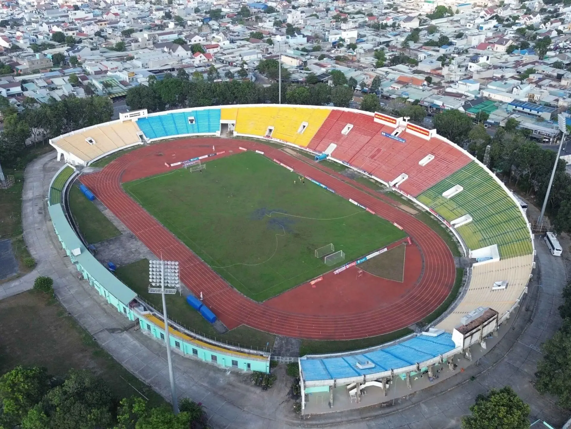 Sân nhà của câu lạc bộ bóng đá Đồng Nai là sân vận động Đồng Nai