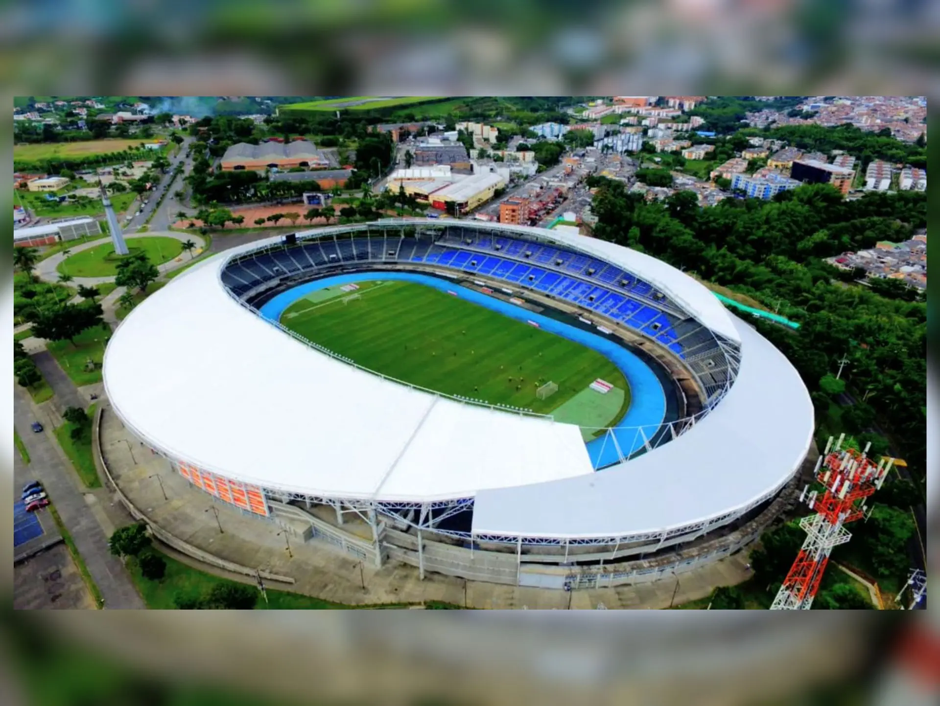 Sân nhà của câu lạc bộ bóng đá Deportivo Pereira là sân Estadio Hernán Ramírez Villegas