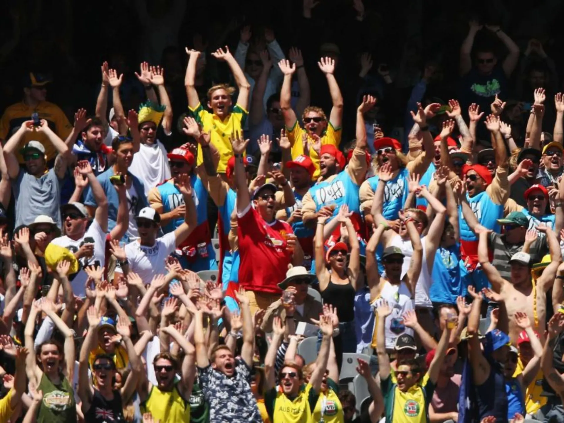 World Cup 1986 Mexico: Bàn tay của Chúa, sóng người và chung kết kịch tính 3 Sóng Người Mexico
