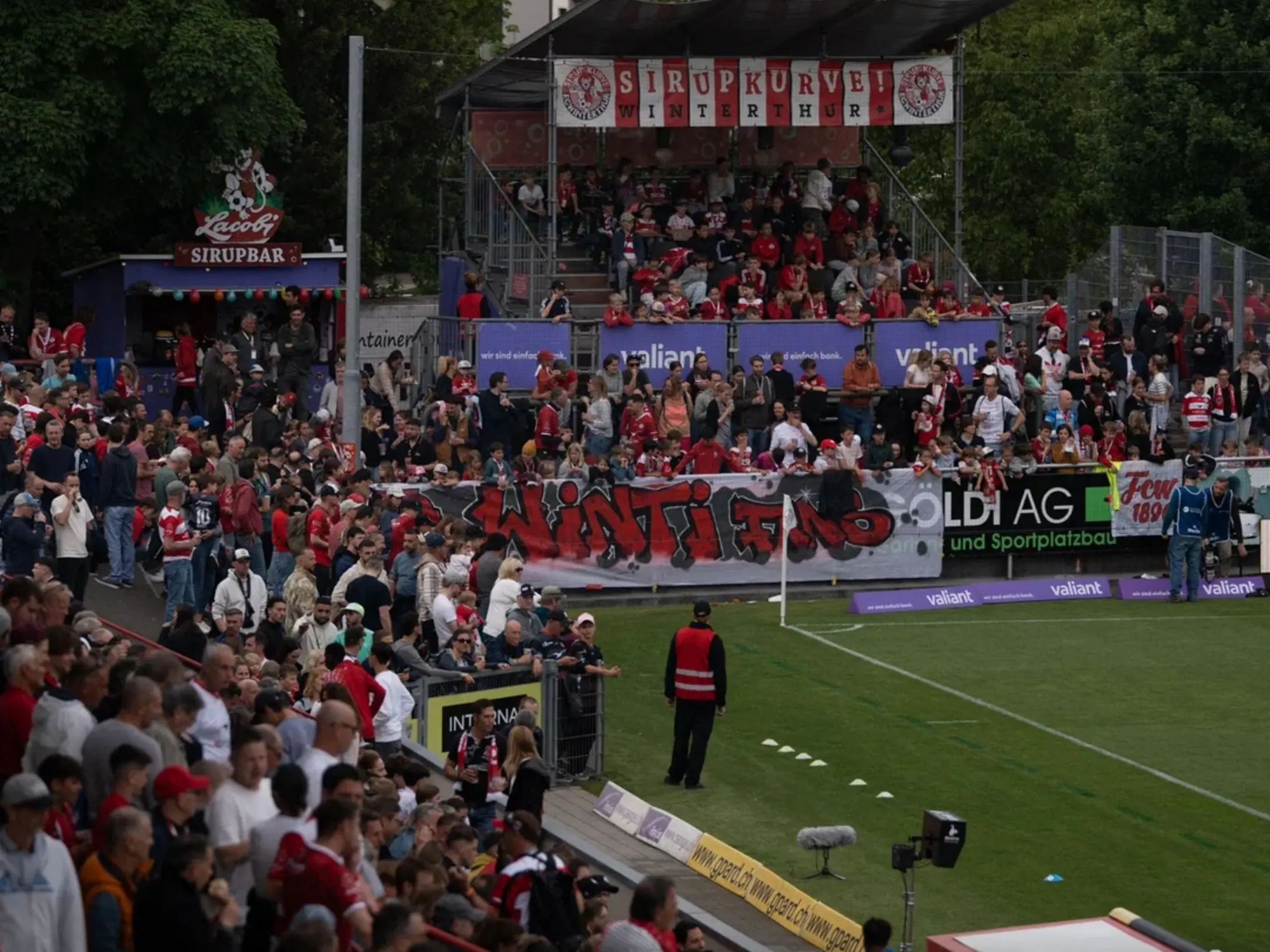 Các cổ động viên trung thành của câu lạc bộ Winterthur