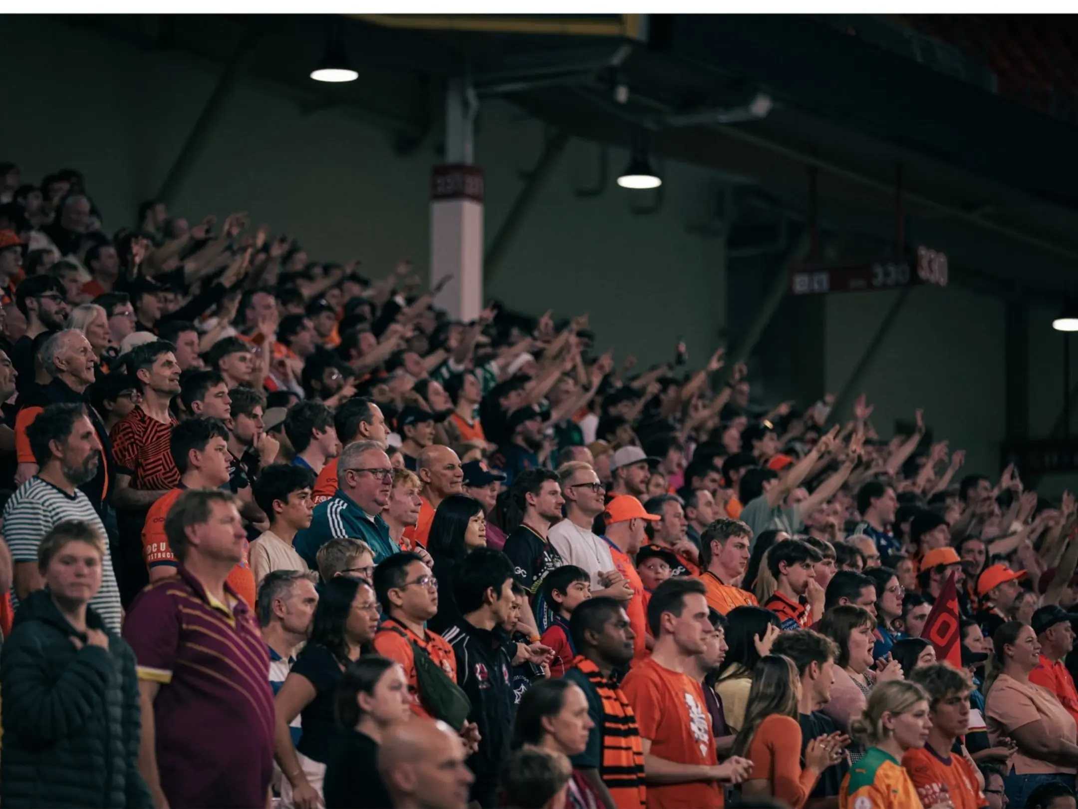 Các cổ động viên của Brisbane Roar luôn sát cánh cùng đội bóng dù trong bất cứ hoàn cảnh nào