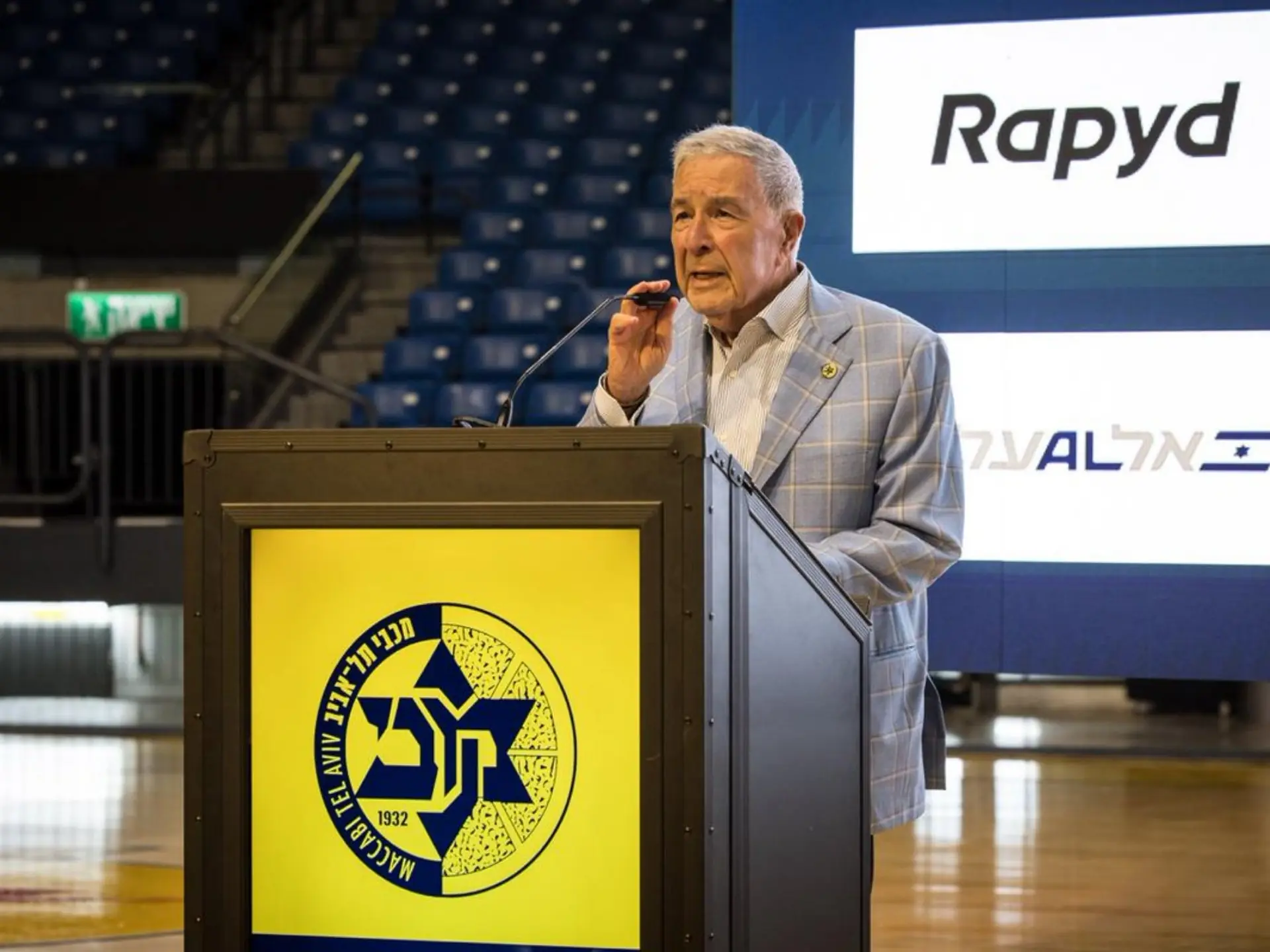 Câu lạc bộ bóng đá Maccabi Tel Aviv, sự thống trị và khát khao chiến thắng mãnh liệt 2 Chủ tịch của câu lạc bộ bóng đá Maccabi Tel Aviv là ông Shimon Mizrahi