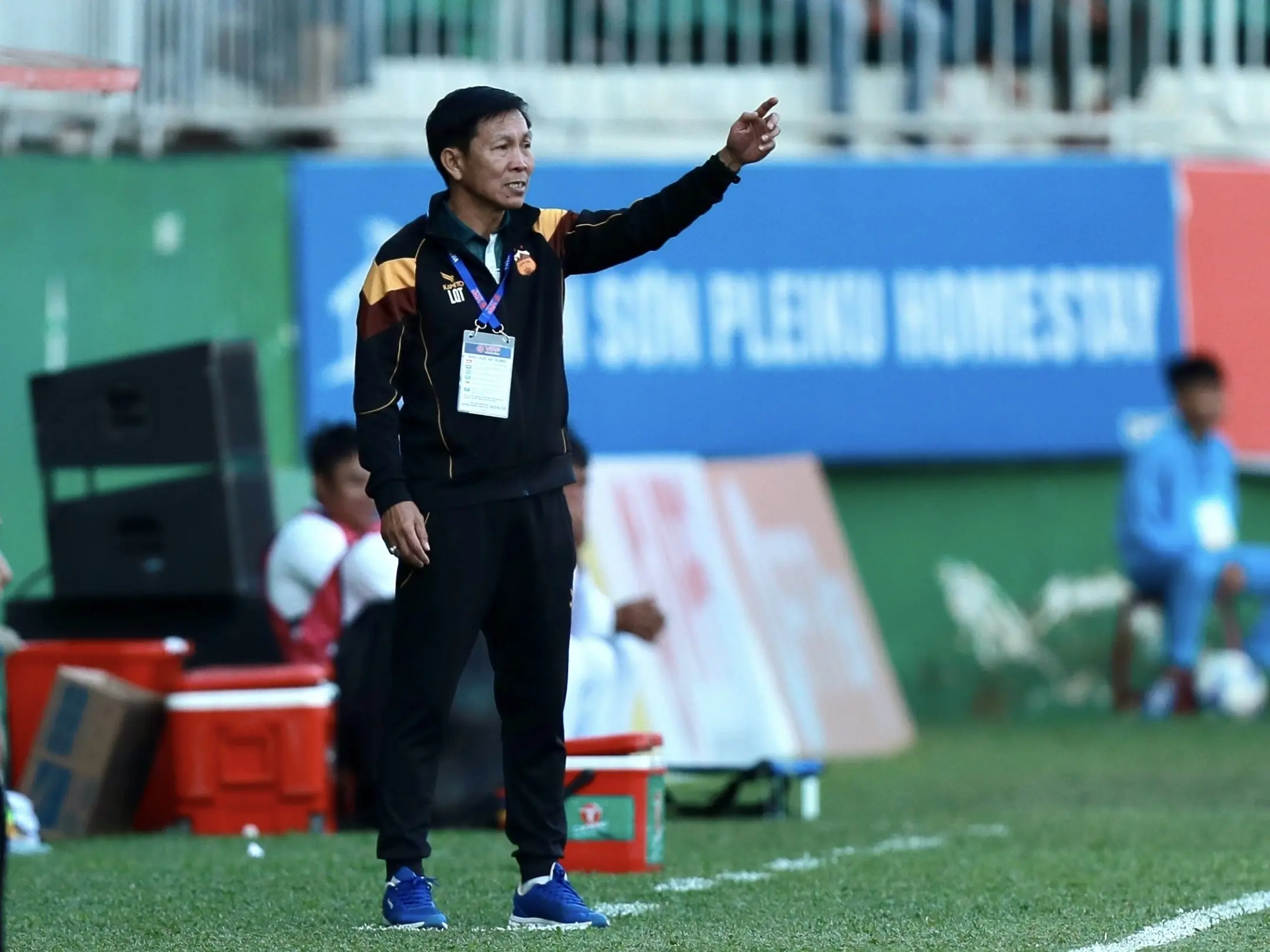 Huấn luyện viên hiện tại của câu lạc bộ bóng đá Hoàng Anh Gia Lai là ông Lê Quang Trãi 