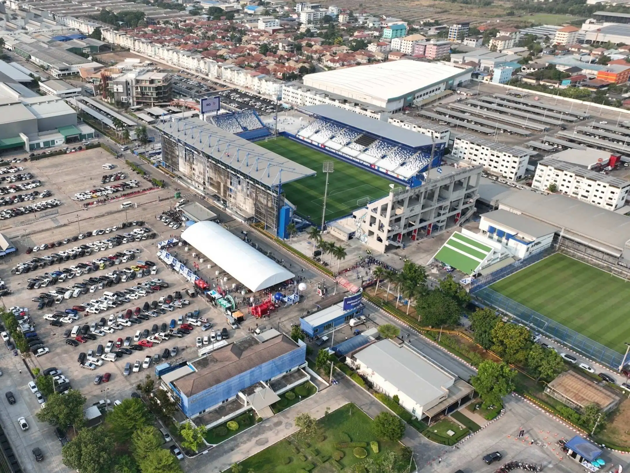 Sân nhà của câu lạc bộ bóng đá BG Pathum United là sân vận động True BG 