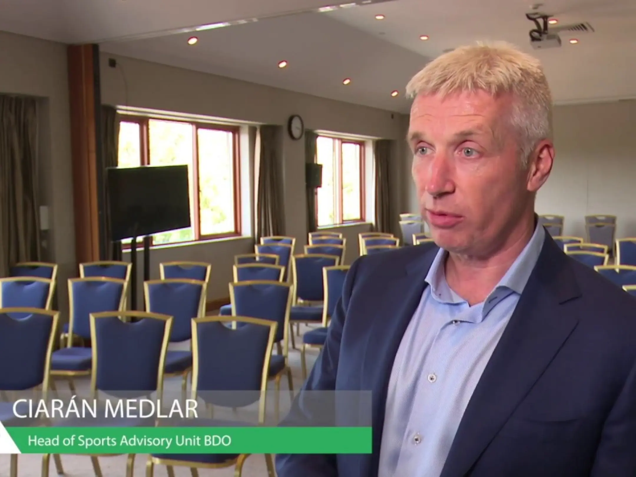 Chủ tịch của câu lạc bộ bóng đá Shamrock Rovers hiện là Ciarán Medlar 