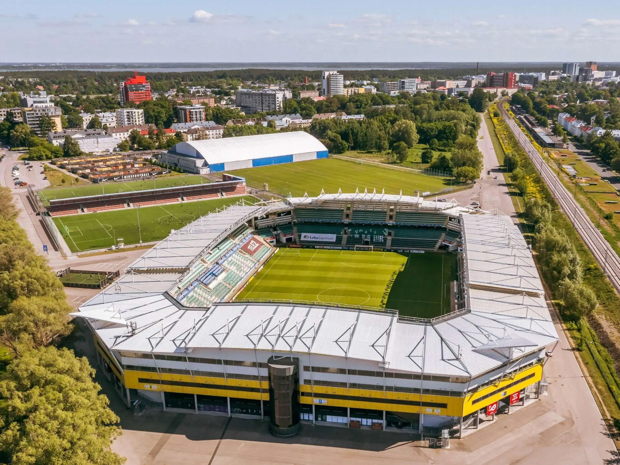 Sức mạnh câu lạc bộ bóng đá Infonet Levadia Tallinna năm 2026 5 Sân nhà của câu lạc bộ bóng đá Infonet Levadia Tallinna là sân vận động Lilleküla Stadium