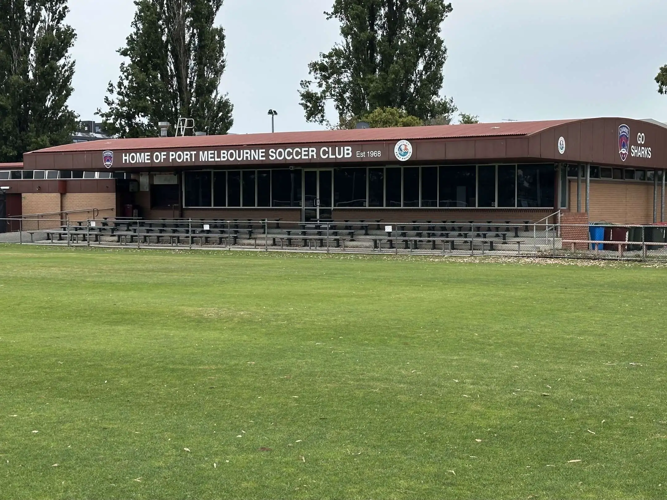Sân nhà của câu lạc bộ bóng đá Port Melbourne FC là sân vận động SS Anderson Reserve