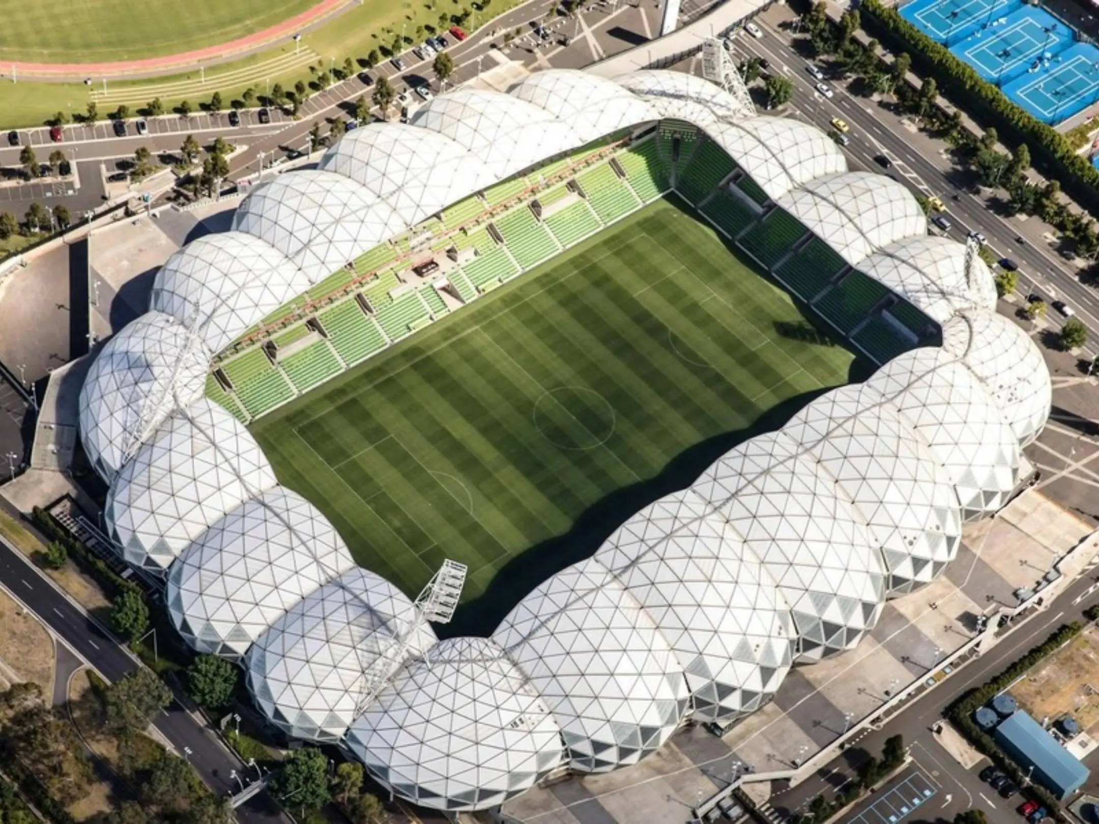 Sân vận động Melbourne Rectangular Stadium, nơi mà câu lạc bộ bóng đá nữ Melbourne City FC thi đấu