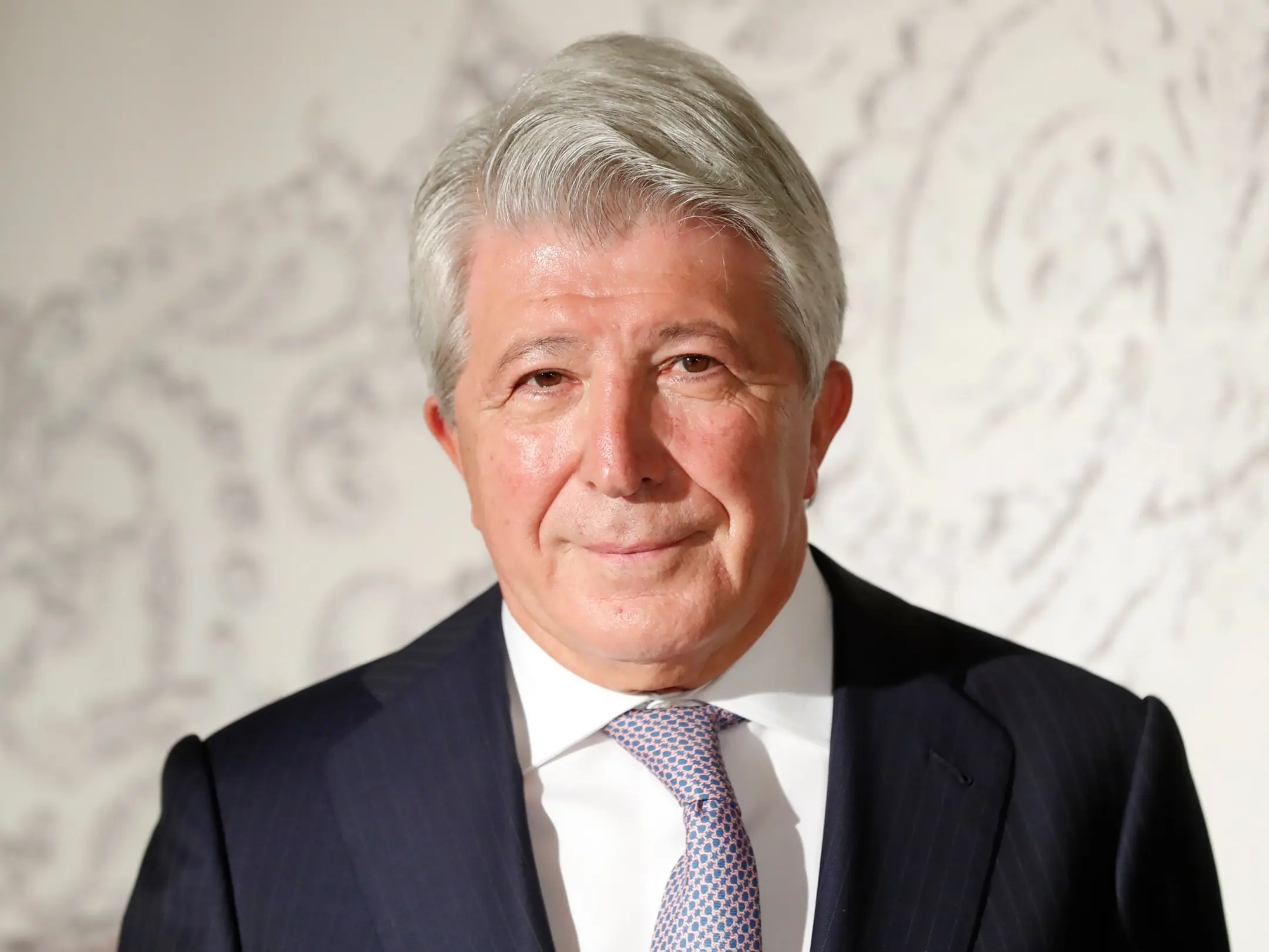 Chủ tịch của câu lạc bộ bóng đá Atlético de Madrid là ông Enrique Cerezo Torres.