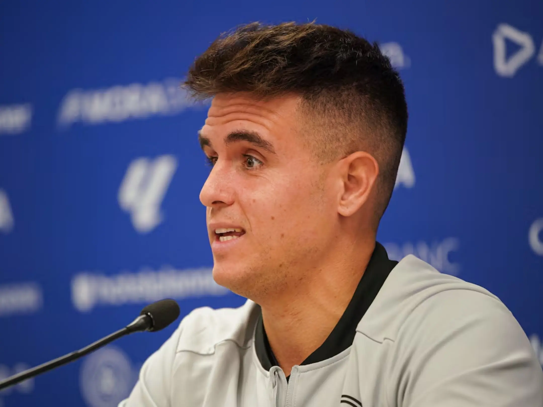 Huấn luyện viên của câu lạc bộ FC Andorra là Carles Manso.