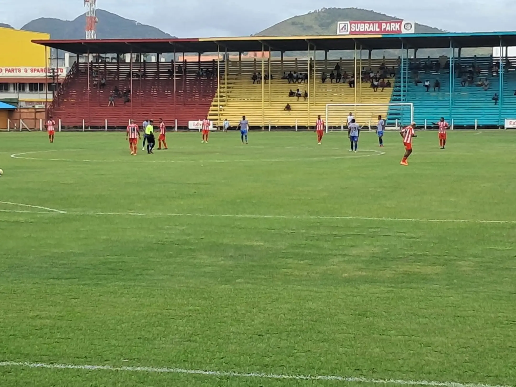 Sân nhà của câu lạc bộ bóng đá Labasa FC là sân vận động Subrail Park.