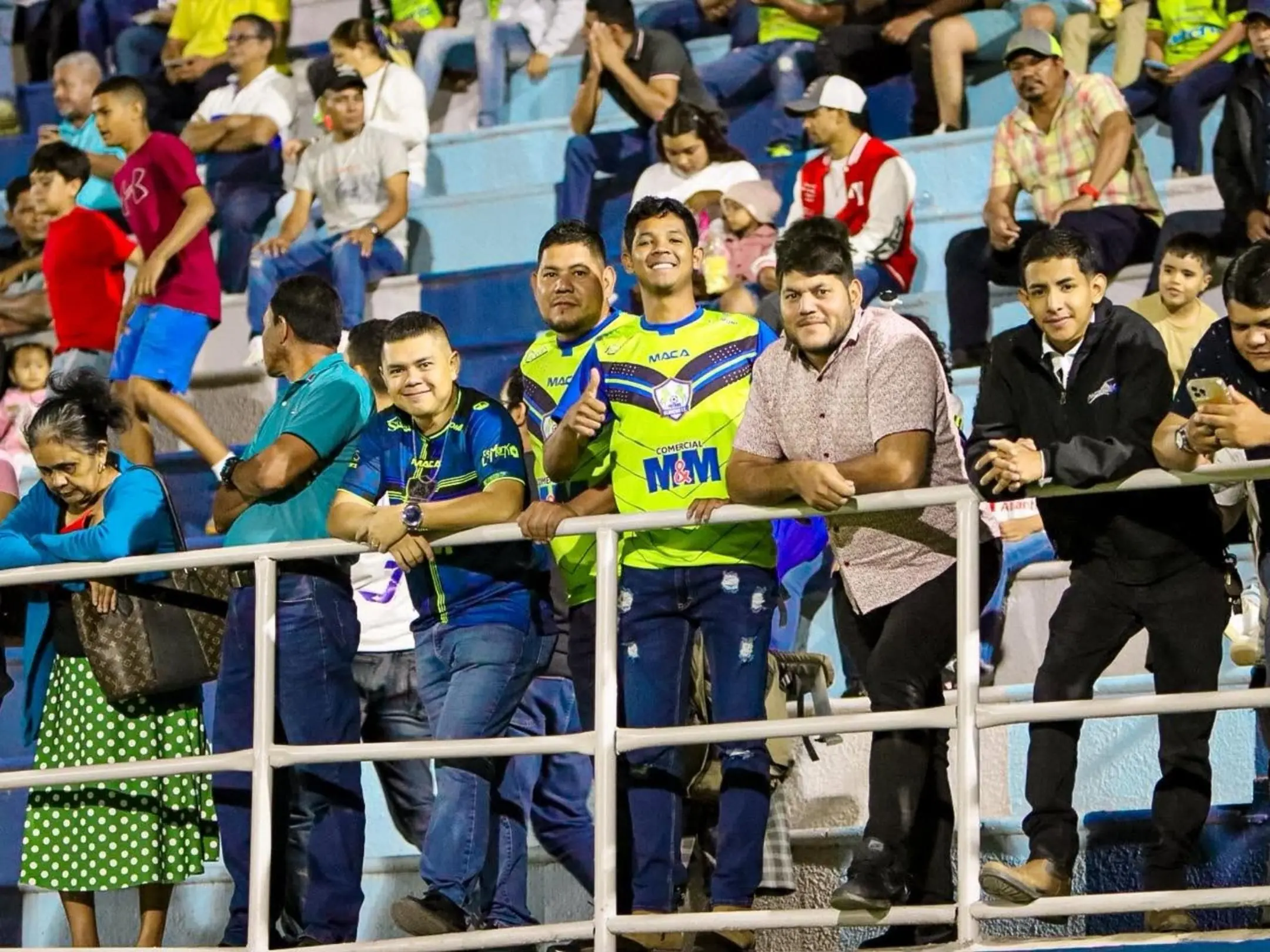 Câu lạc bộ bóng đá Olancho FC: Niềm tự hào Honduras 6 Các cổ động viên cuồng nhiệt của câu lạc bộ bóng đá Olancho FC