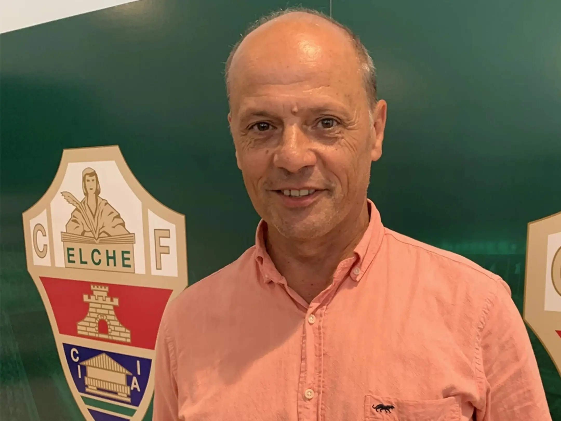 Chủ tịch của câu lạc bộ Bóng đá Elche FC: Joaquín Buitrago Marhuenda.