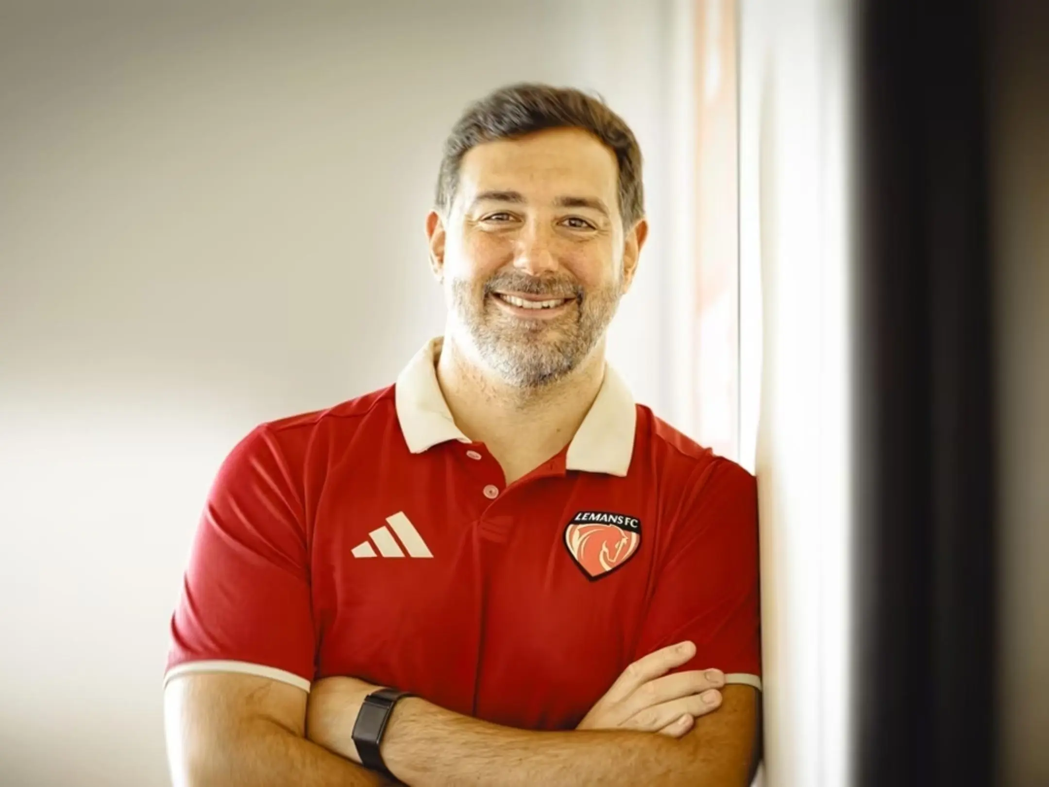 Le Mans FC: Từ khủng hoảng đến giấc mơ Ligue 1 3 Chủ tịch của câu lạc bộ Le Mans FC là Pedro Oliveira