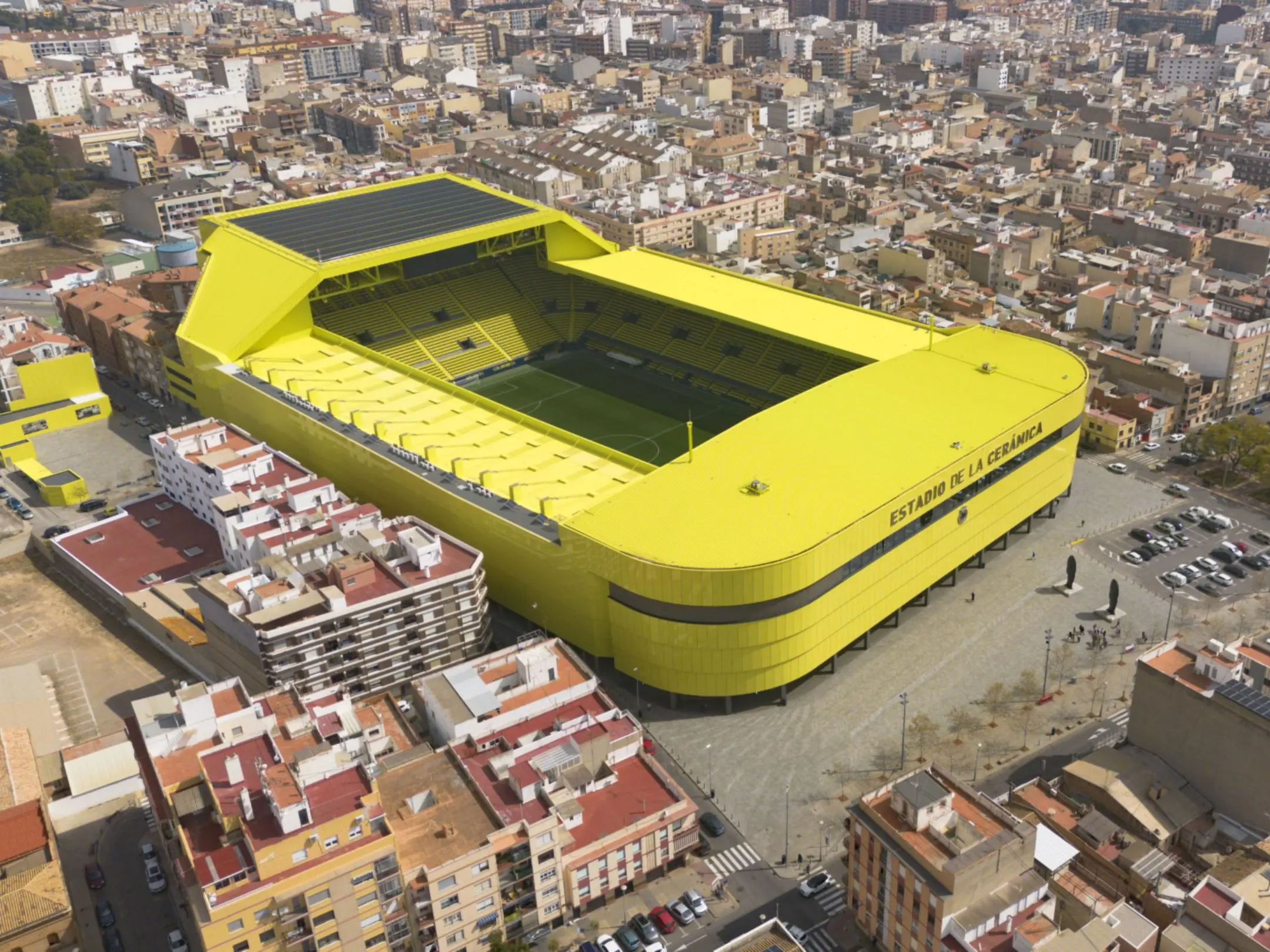 Sân nhà của câu lạc bộ Bóng đá Villarreal CF là sân vận động Estadio de la Cerámica.