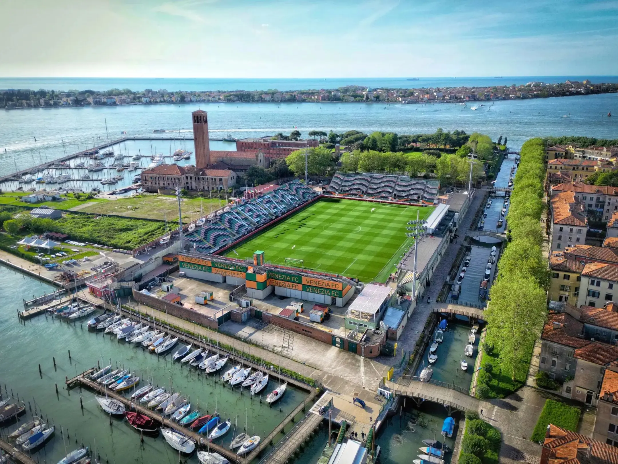 Venezia FC: Đội bóng sống giữa thành phố trên mặt nước 2 Sân vận động Stadio Pier Luigi Penzo