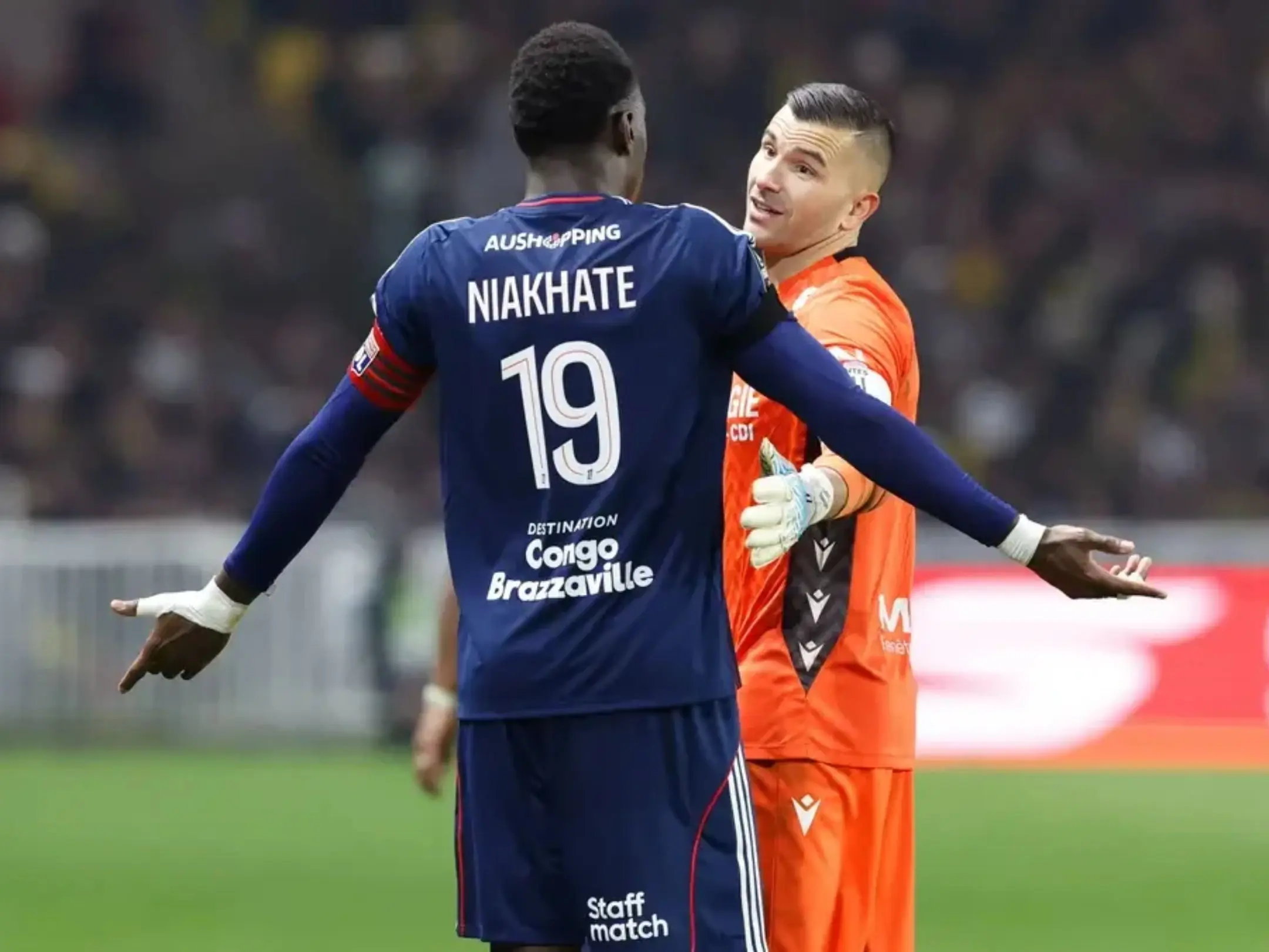 Nhận định PSG và Lyon: Đại chiến ngôi đầu Ligue 1 và bài toán bản lĩnh 4 Dominik Greif và Moussa Niakhaté