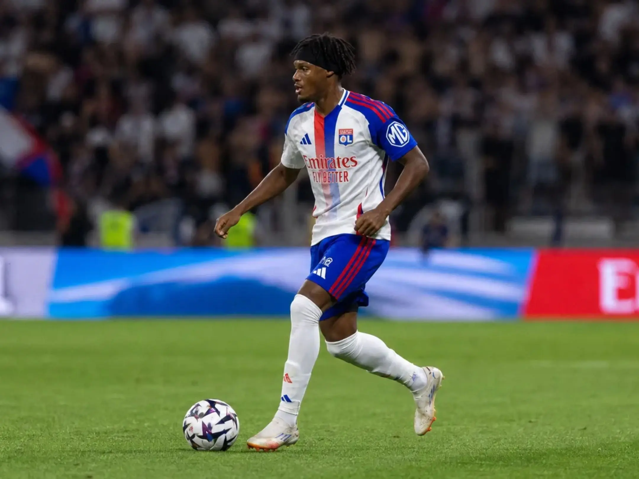 Nhận định PSG và Lyon: Đại chiến ngôi đầu Ligue 1 và bài toán bản lĩnh 8 Julien Duranville