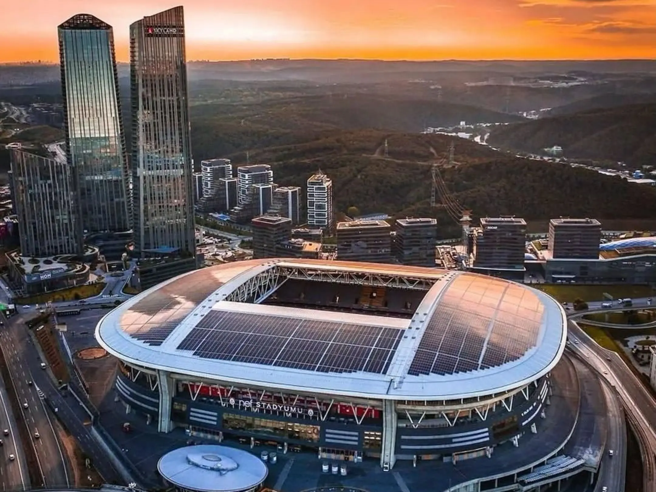 Trực tiếp sa bàn Galatasaray vs Barcelona: thử thách lớn cho gã khổng lồ xứ Catalan giữa chảo lửa RAMS Park 5 Sân vận động RAMS Park